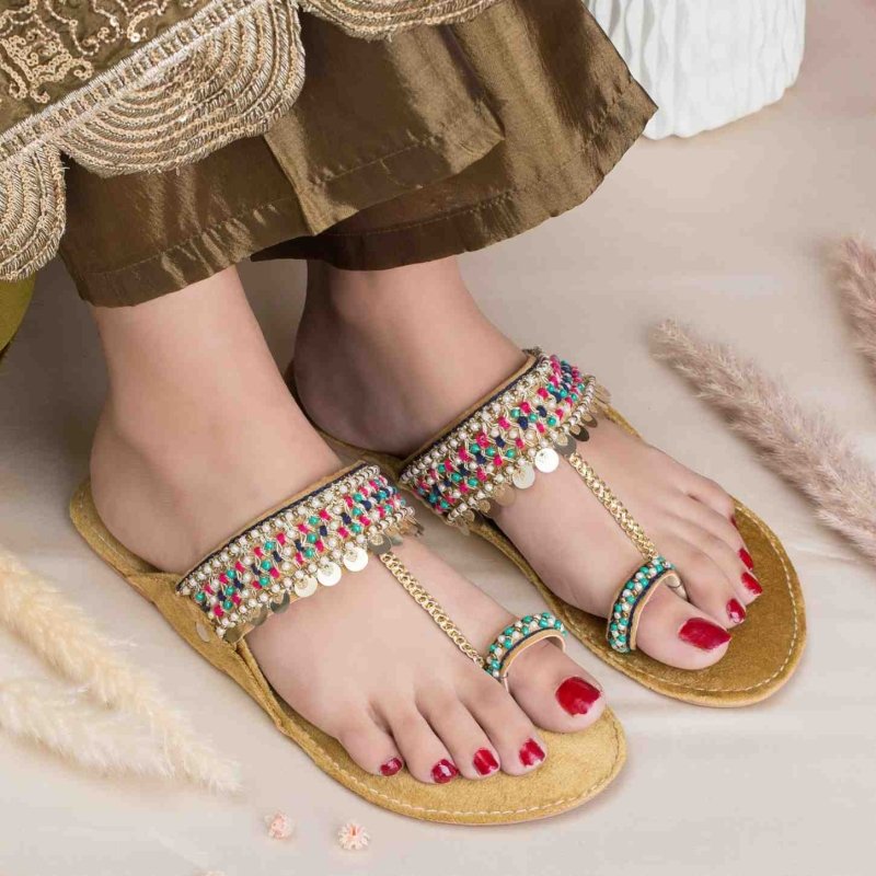 Kolhapuri chappals with hot sale heels online